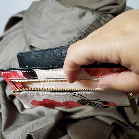 SOLD - Picture 4 of 5